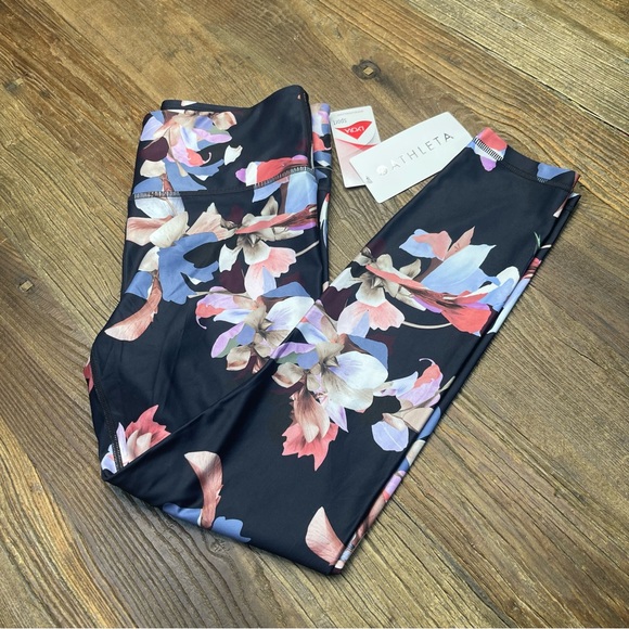NWT Athleta Womens Elation Paradise 7/8 Legging Black Floral Legging Size M - Picture 3 of 7